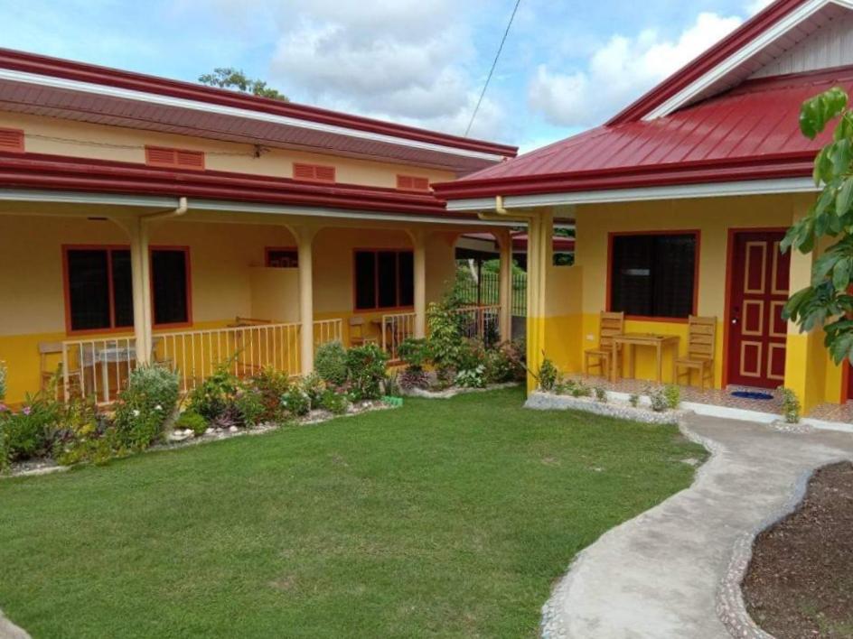 Uptown Guesthouse Siquijor Kültér fotó